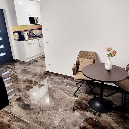 Einliegerwohnung Neu In Vaihingen Enz Horrheim Экстерьер фото